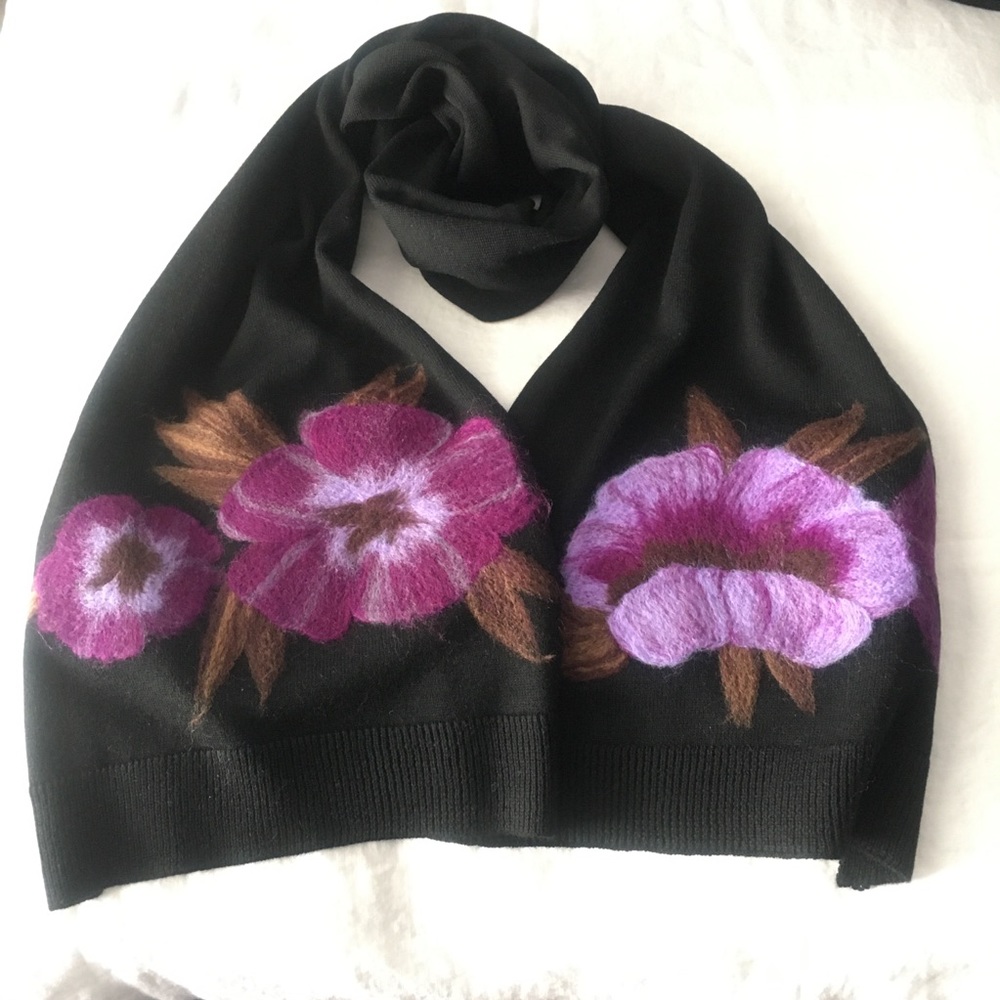 J. Jill Needle Punch Dimensional Flowers Scarf